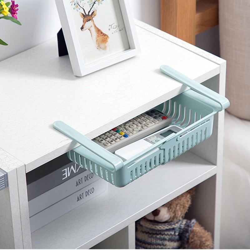 Shelf Kitchen Organizer with adjustable design for efficient space utilization in refrigerators. Made from durable PP material, extendable from 20.4 to 28.3 cm.