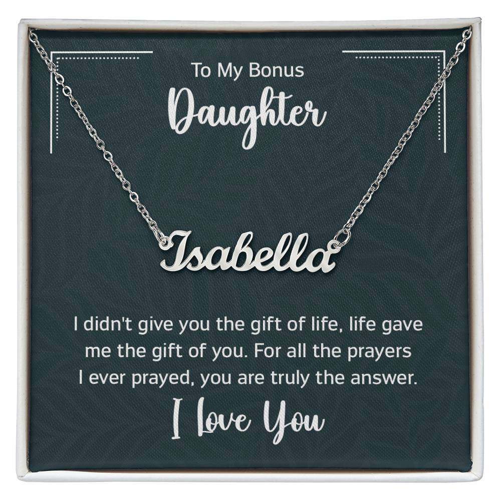 Customised name necklace for daughter in gift box with heartfelt message.
