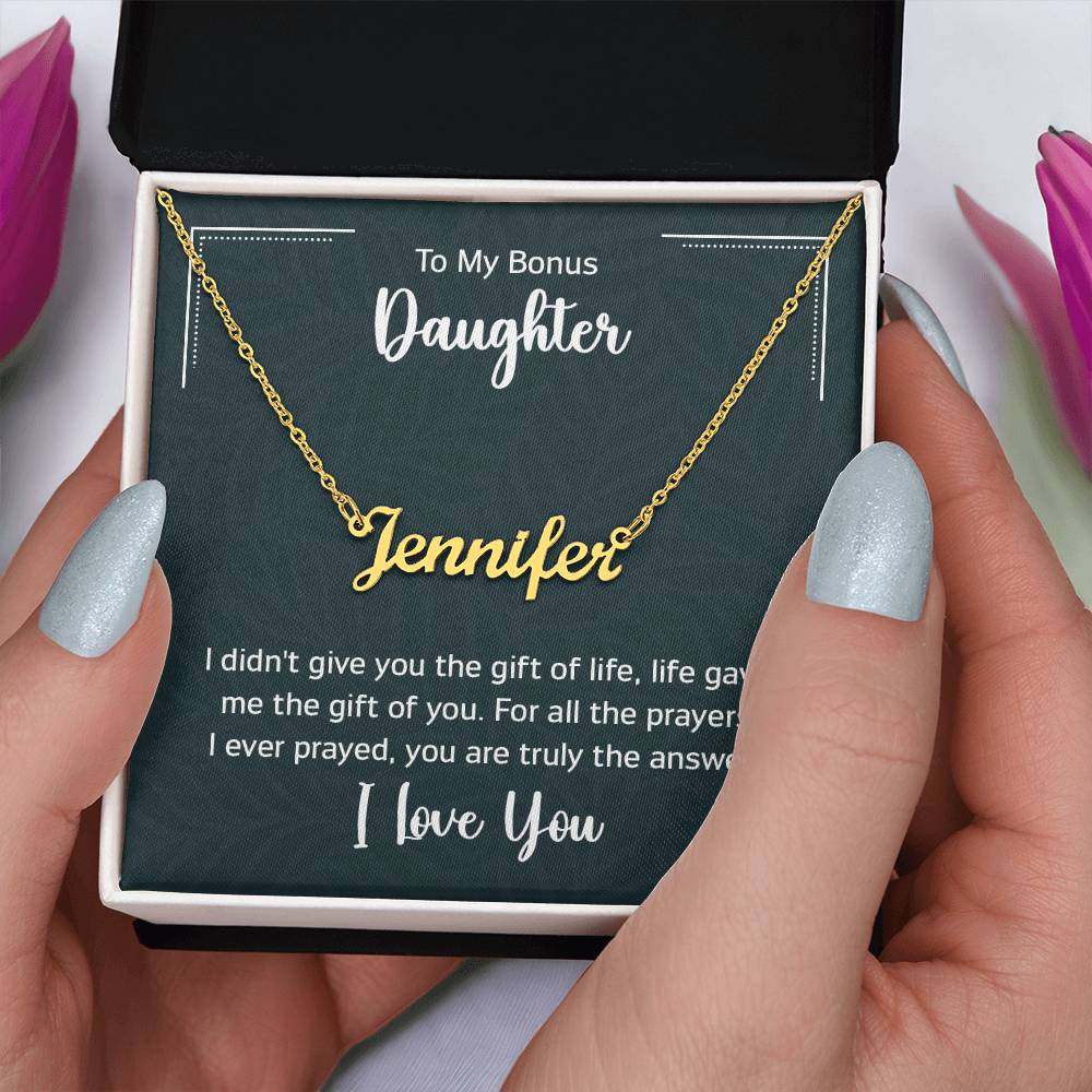 Customised Name Necklace for Daughter in gift box with heartfelt message.